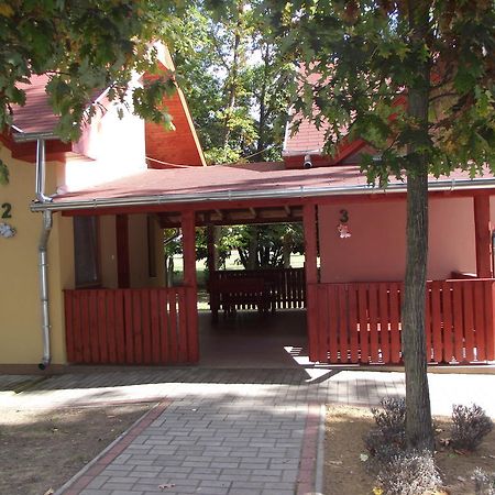 Sárkány Apartman, Sárkány Wellness és Gyógyfürdő Nyírbátor Extérieur photo