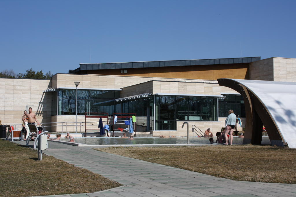 Sárkány Apartman, Sárkány Wellness és Gyógyfürdő Nyírbátor Extérieur photo