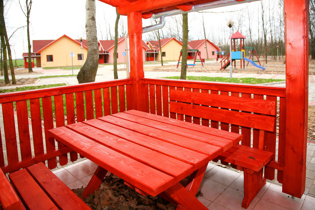 Sárkány Apartman, Sárkány Wellness és Gyógyfürdő Nyírbátor Chambre photo